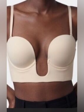 SKIMS Deep Plunge Shapewear Bra Nude Sand Underwire Longline Bra Size M NWT